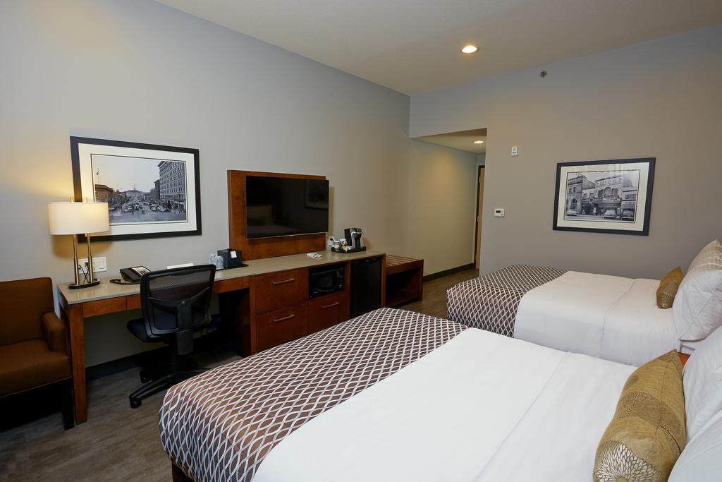 Best Western Plus East Side Saskatoon Quarto foto